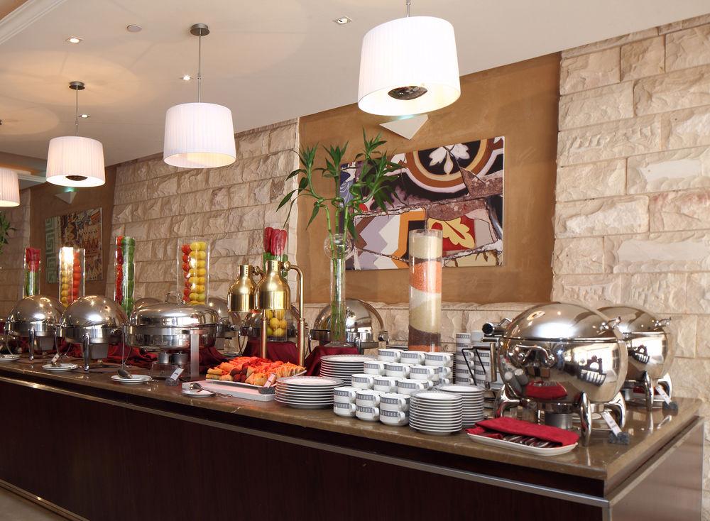 Holiday Inn Al Khobar - Corniche By Ihg Exterior photo