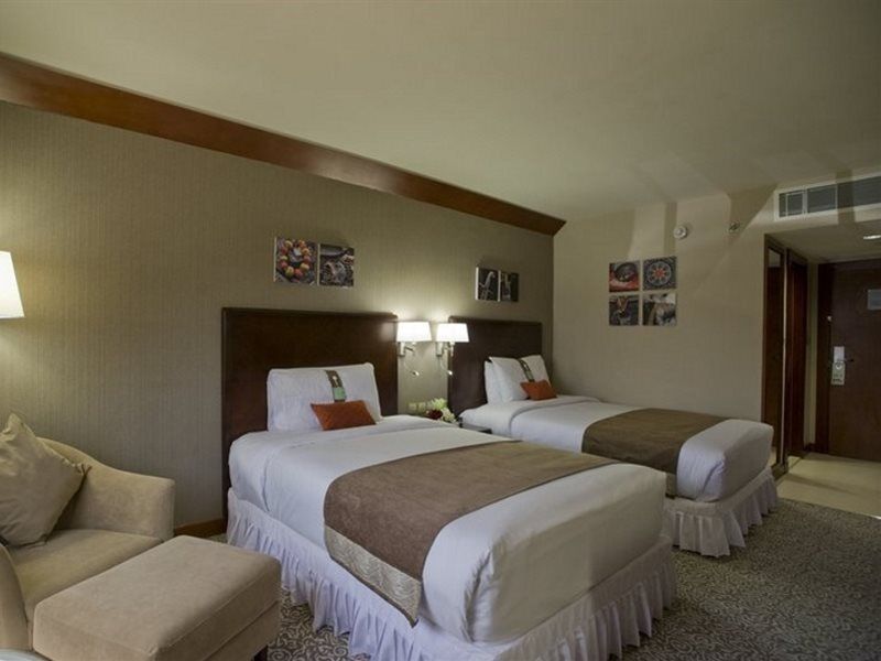 Holiday Inn Al Khobar - Corniche By Ihg Exterior photo